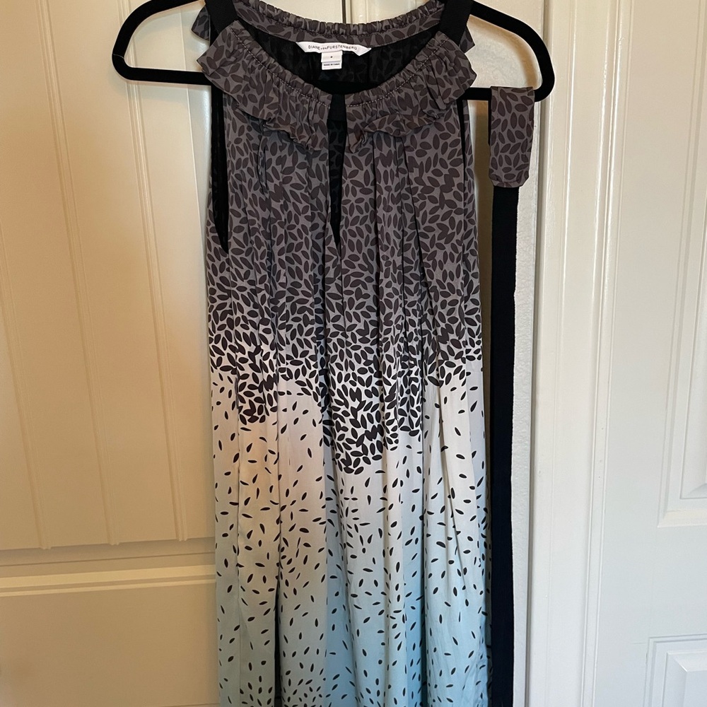 Diane Von Furstenberg silk dress 8